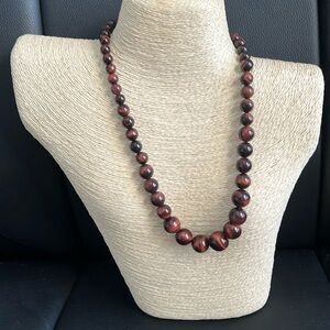 Beautiful brown tiger eyes necklace 18”